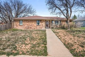 featured image of 7504 Elmhurst Dr