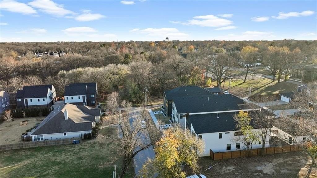 1145 Ne Monroe St - Photo 5 of 50