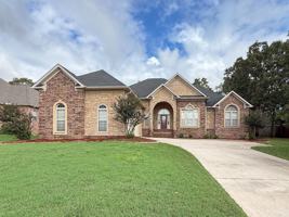 featured image of 25 Hickory Bend Dr