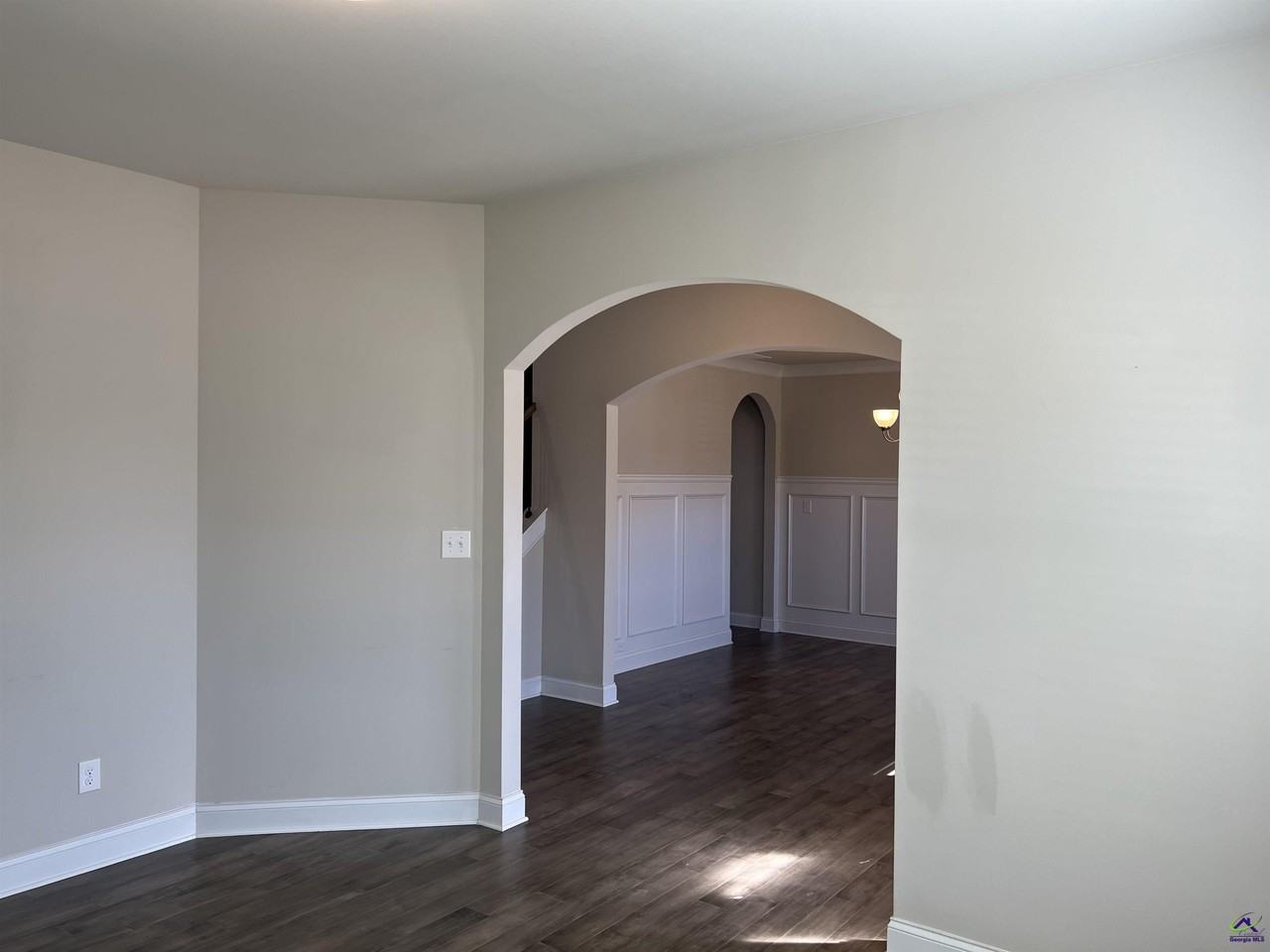 105 Lacey Oak Ln - Photo 5 of 47