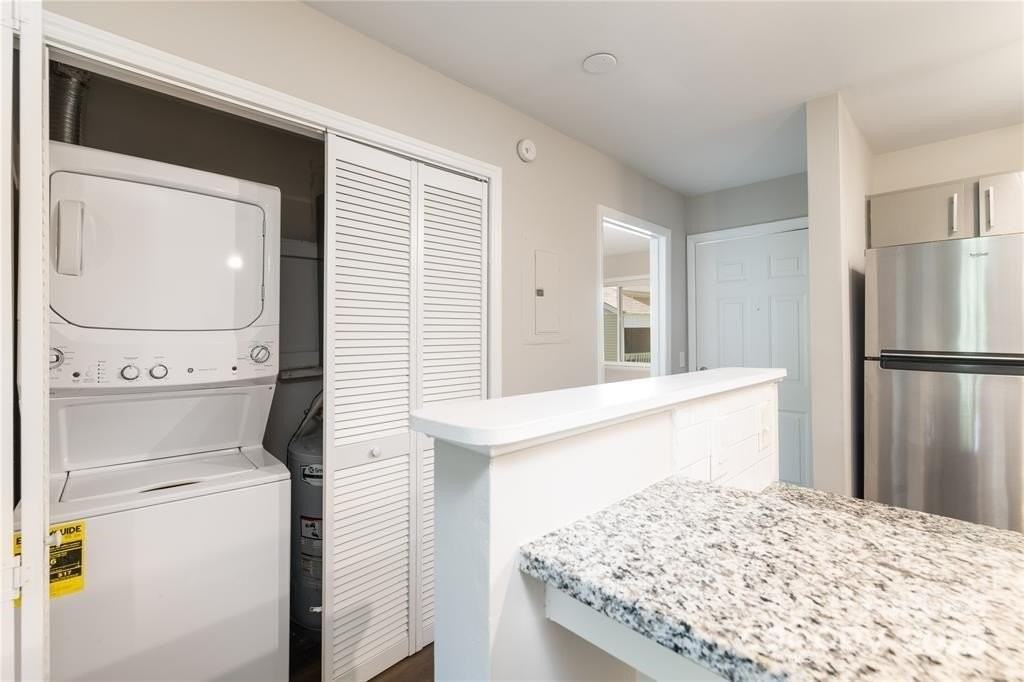 1596 Eagles Pl - Photo 6 of 16