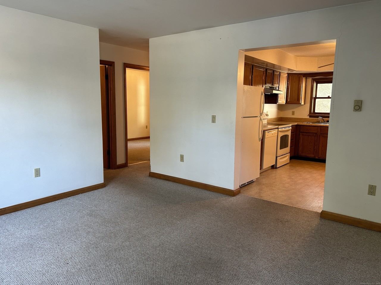 90 Godfrey Rd - Photo 2 of 11