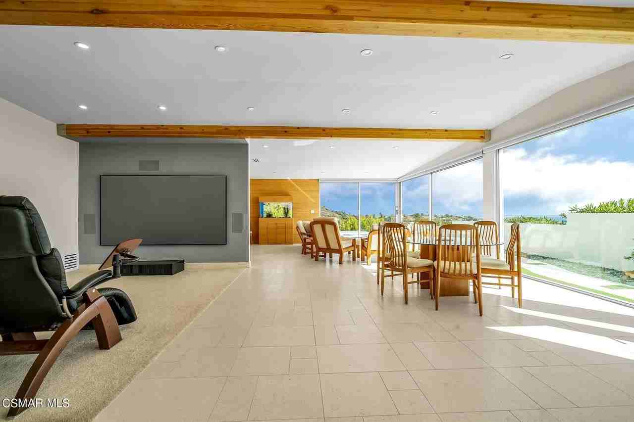 3424 Shoreheights Dr - Photo 7 of 50