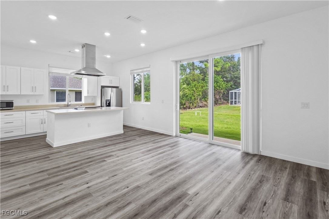 719 Little Rock St E - Photo 3 of 21