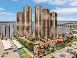 featured image of 2104 W 1st St Apt 704 #704