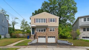 featured image of 341 Trotting Rd