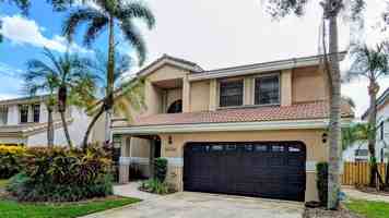 featured image of 10330 Nw 12th Pl