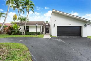 12715 Sw 96th Ter - Photo 1 of 1