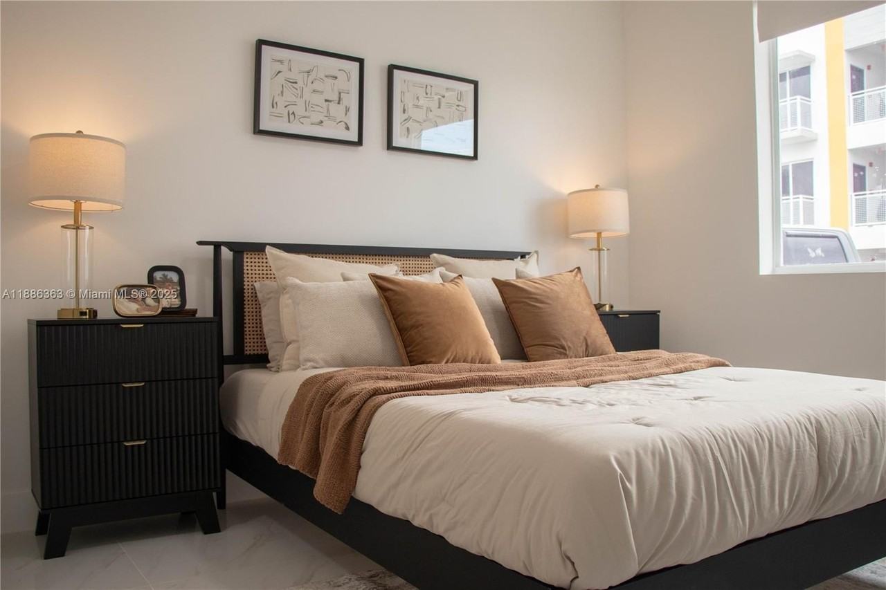 1451 West 29th Street #206 - Photo 3 of 19