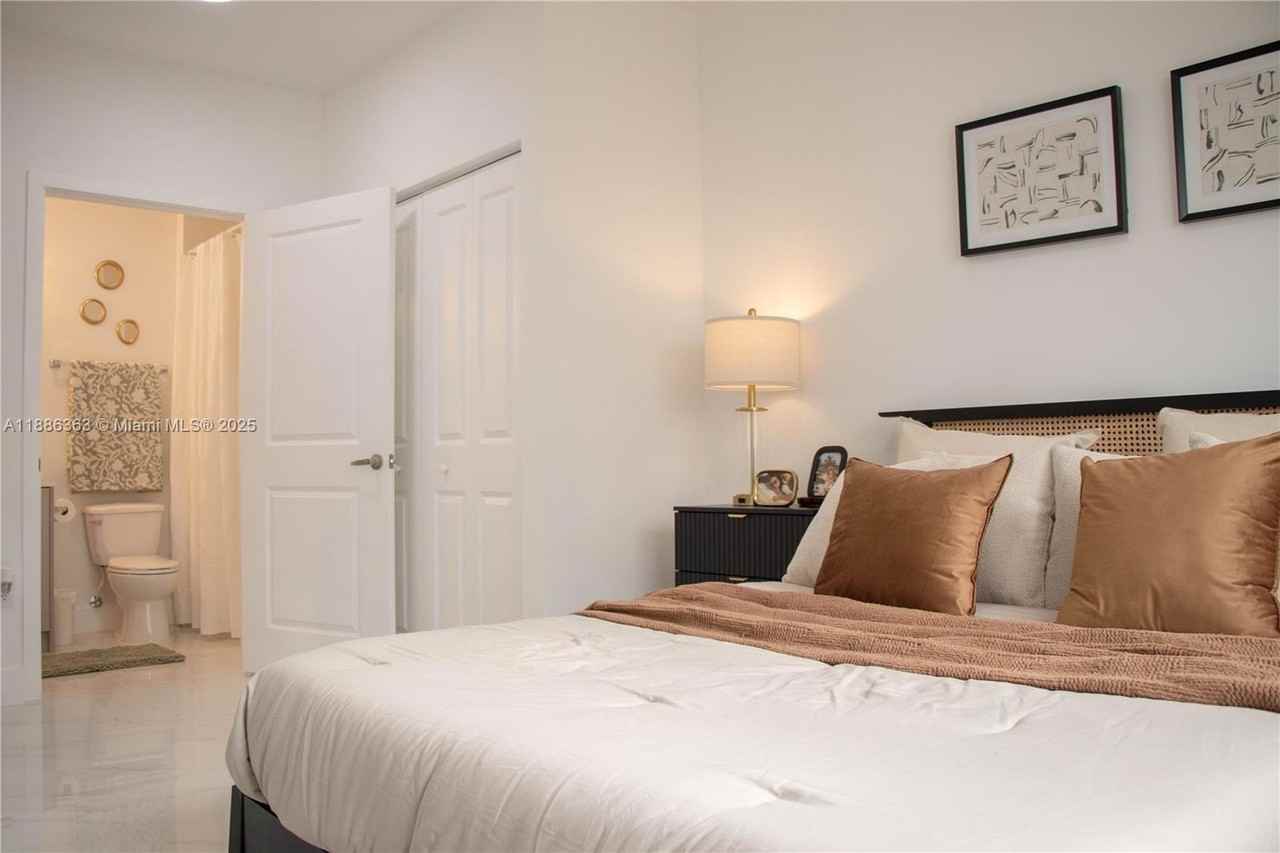 1451 West 29th Street #206 - Photo 5 of 19