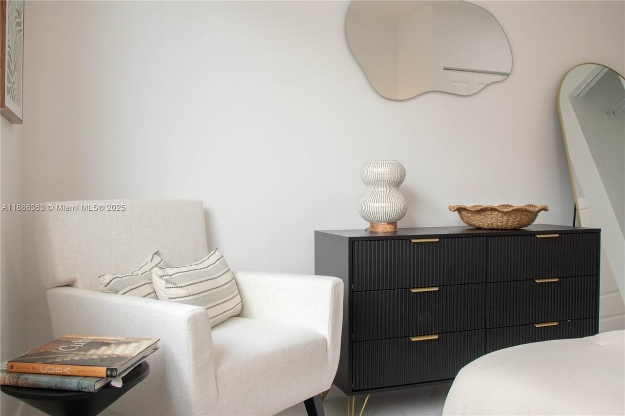 1451 West 29th Street #206 - Photo 6 of 19