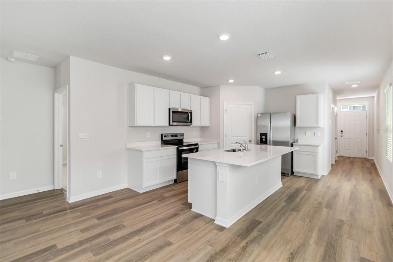 3218 Bitterroot Ln - Photo 5 of 43