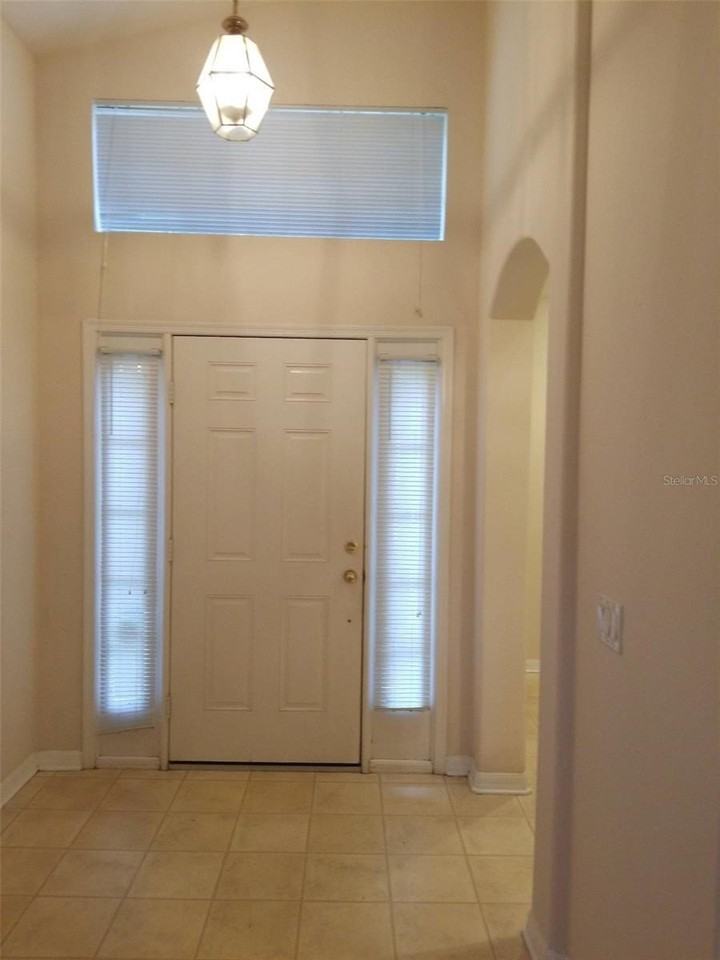 19551 Glen Elm Way - Photo 2 of 11