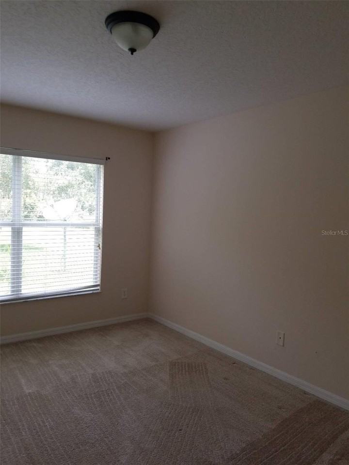 19551 Glen Elm Way - Photo 5 of 11