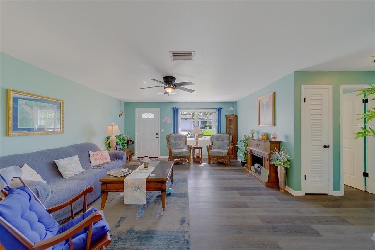 9262 140th Ln - Photo 6 of 50