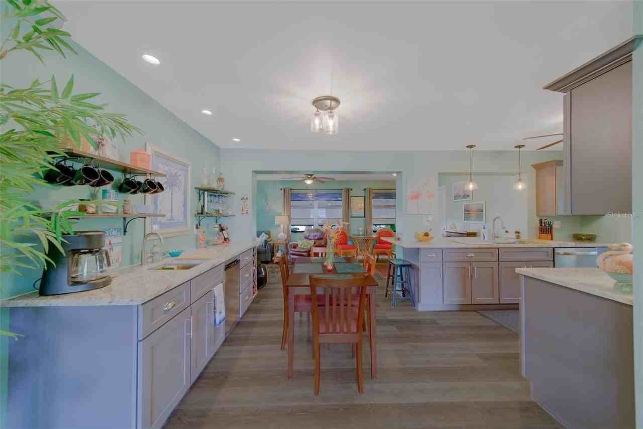 9262 140th Ln - Photo 7 of 50