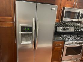 1270 White Plains Rd #2 - Photo 1 of 1