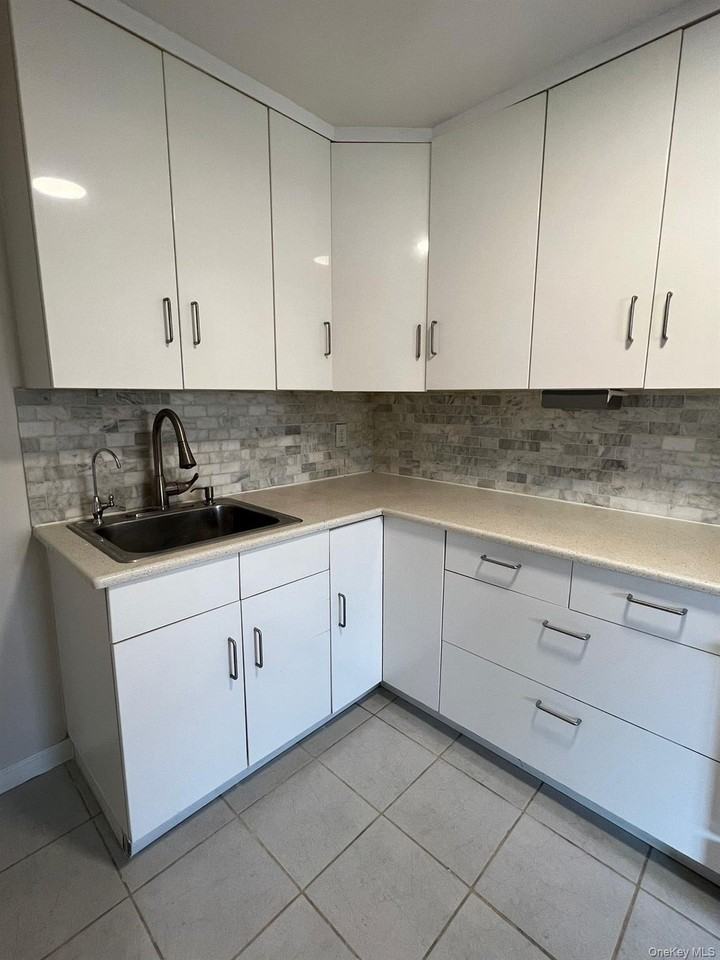 102 St - Photo 7 of 13