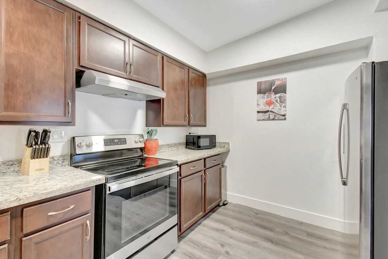 Nw 29th Ter - Photo 6 of 16