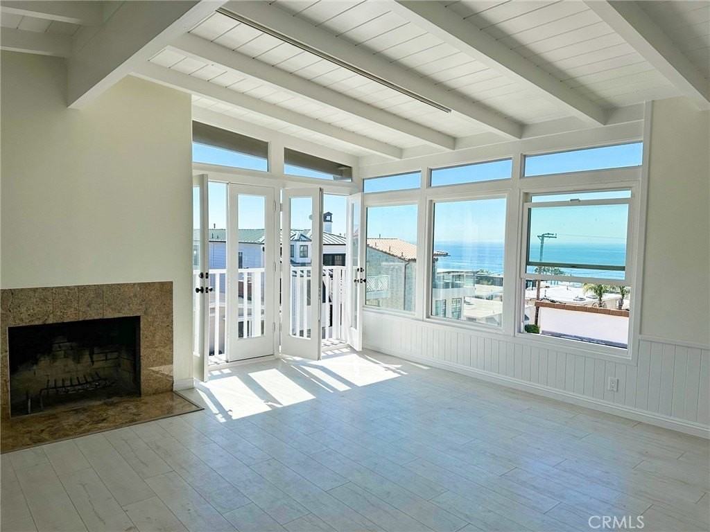 233 6th St - Photo 2 of 39