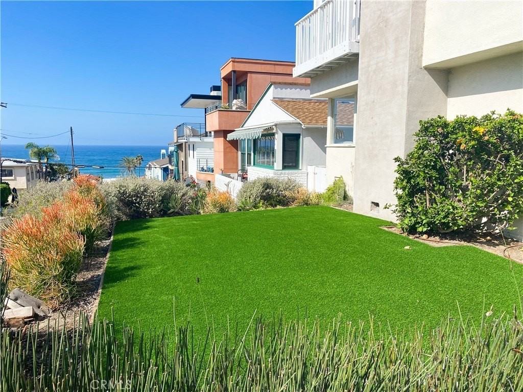 233 6th St - Photo 4 of 39