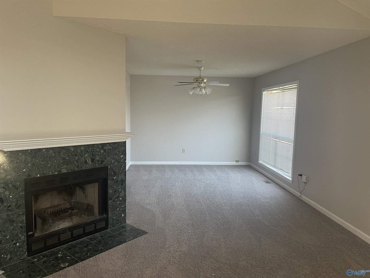 100 Medicine Bend Ct - Photo 2 of 20