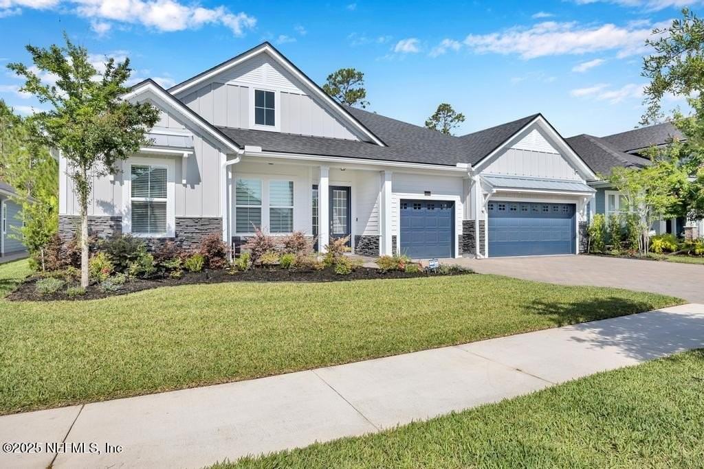 323 Glenneyre Cir - Photo 2 of 50