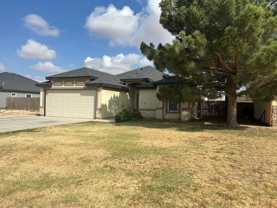 11608 W Catalpa St - Photo 1 of 1