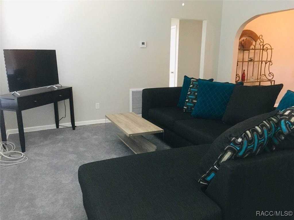 209B 9th Ave N - Photo 6 of 10