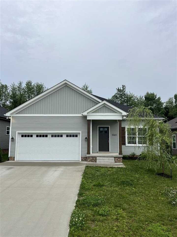 1065 County House Ln