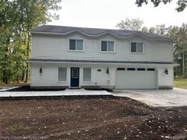 featured image of 7226 Lakeshore Rd