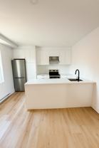 5653 Rue Eadie #5653B - Photo 1 of 1