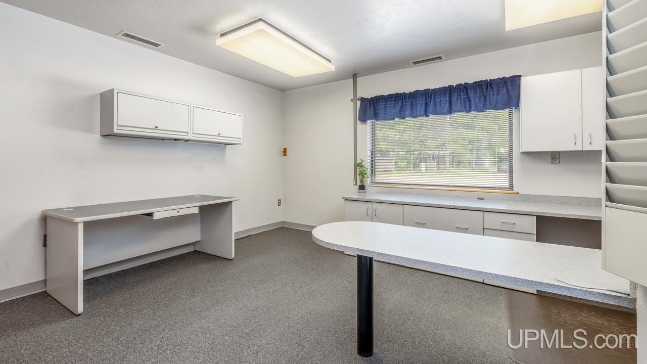 1201 Jackson St - Photo 5 of 28