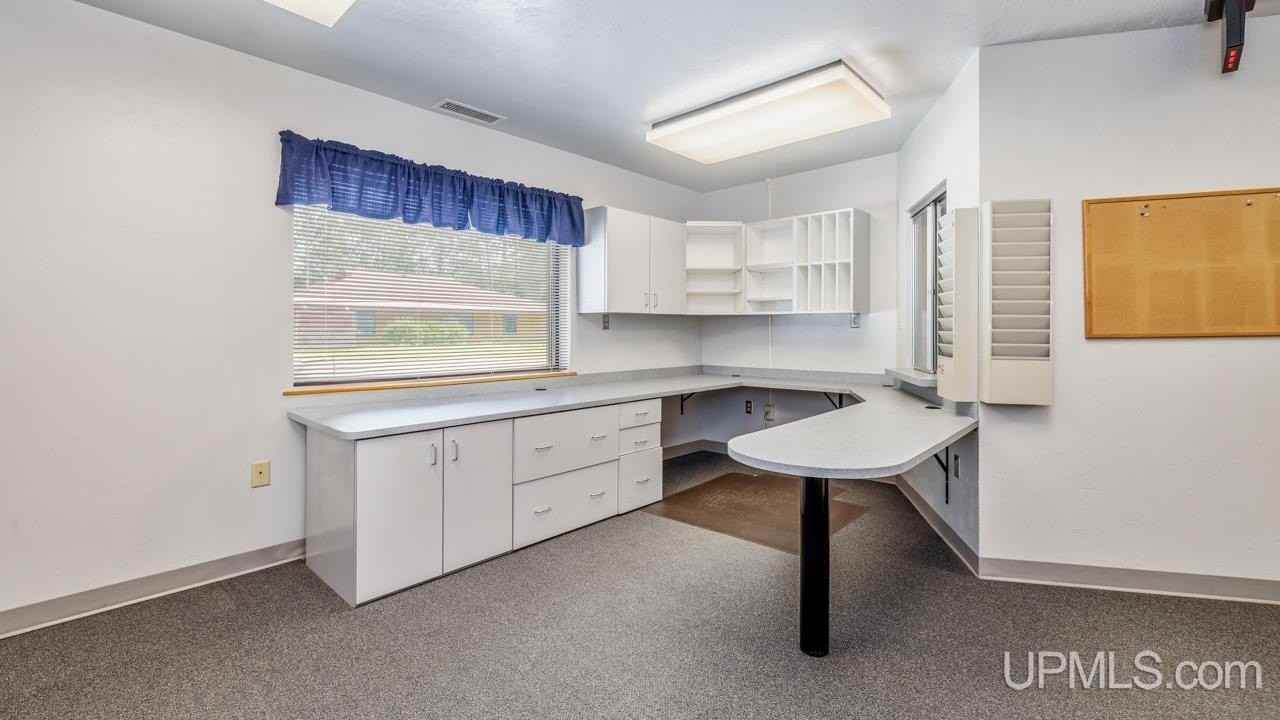 1201 Jackson St - Photo 6 of 28