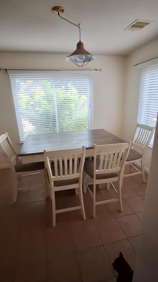 4507 Bridgestone Point Drive - Photo 4 of 20