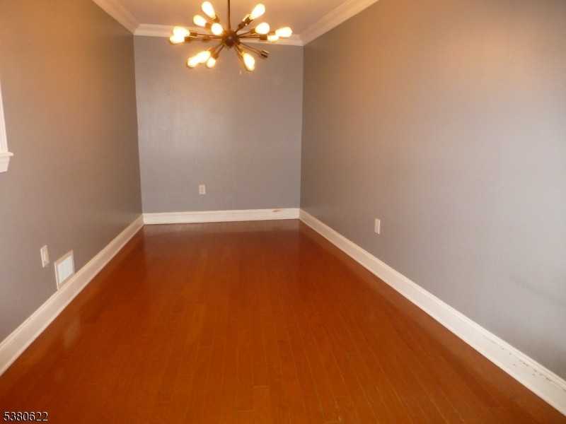 1150 W Saint Georges Ave Apt A15 - Photo 5 of 11