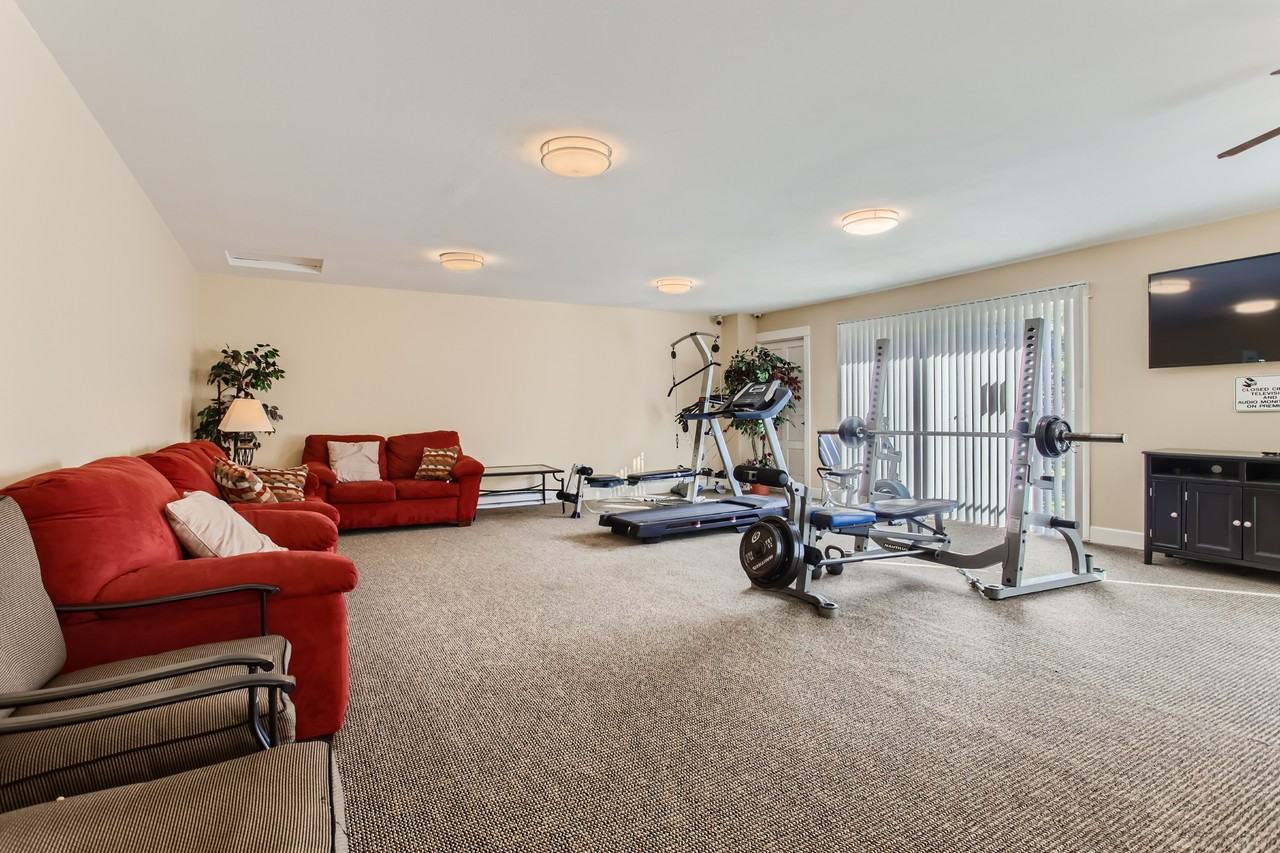 Oak Grove Village Apartments - Photo 7 of 8