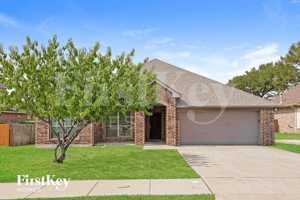 featured image of 708 Woodcrest Dr