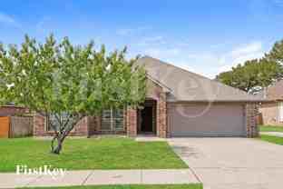 708 Woodcrest Dr - Photo 1 of 1