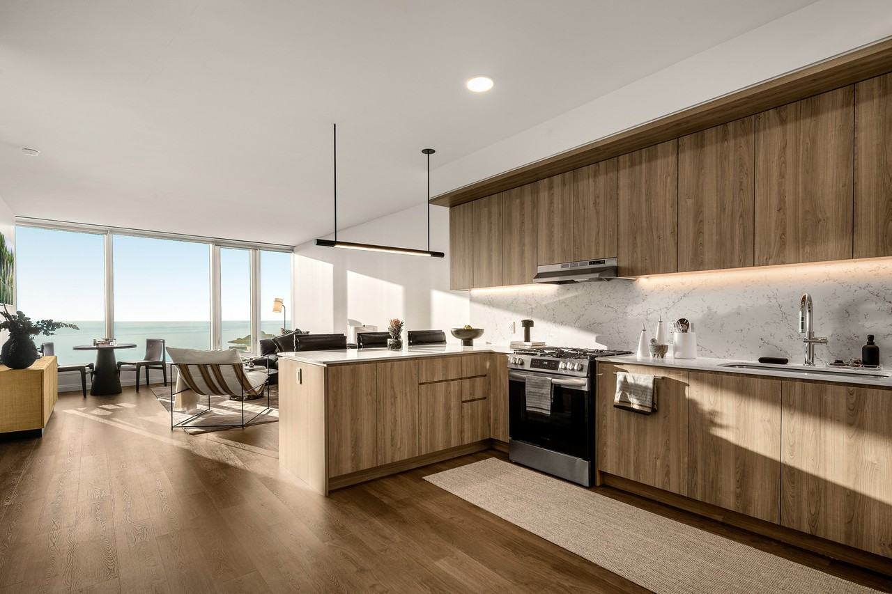 1000M - Photo 4 of 50