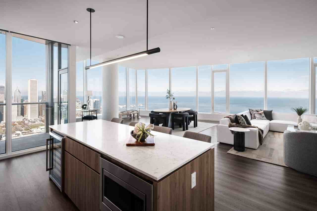 1000M - Photo 6 of 50