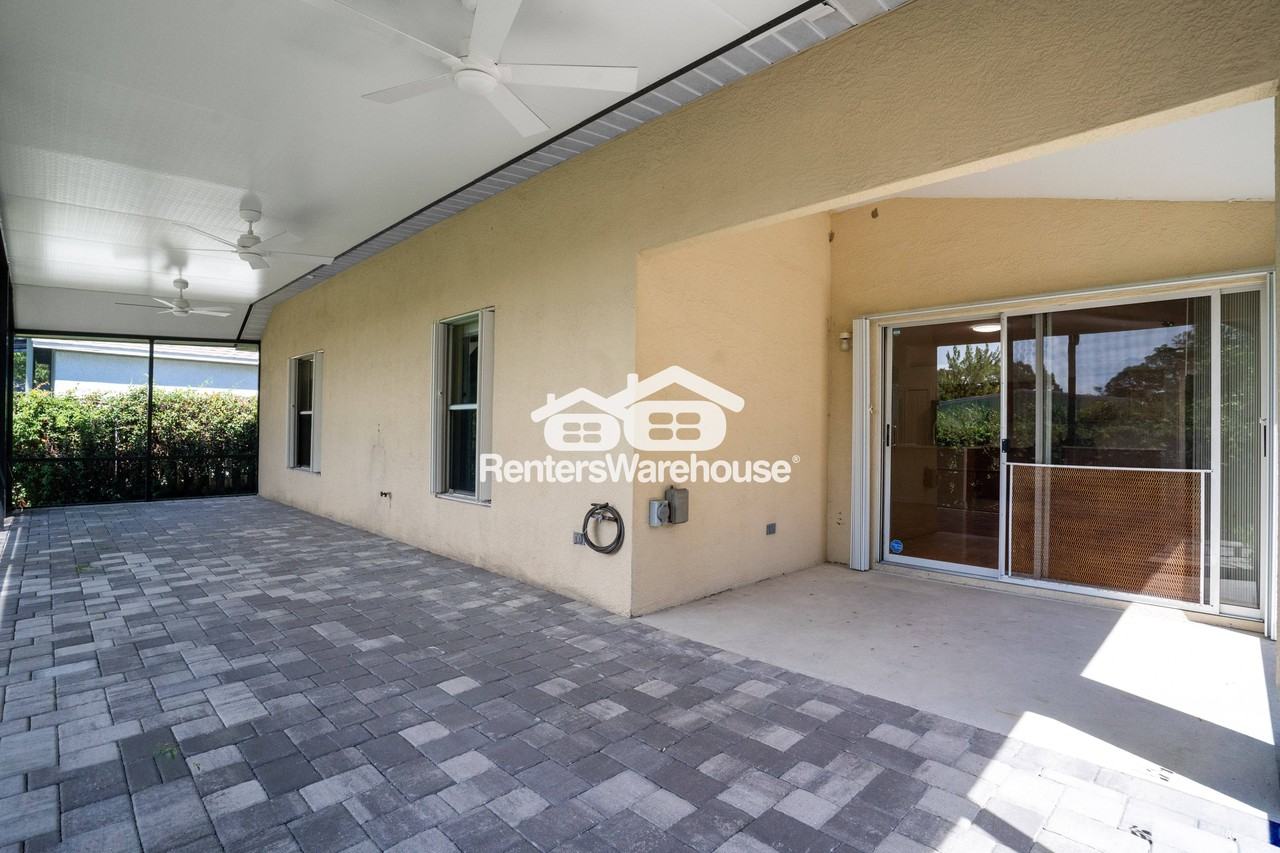 14950 Hidden Oaks Circle - Photo 7 of 22