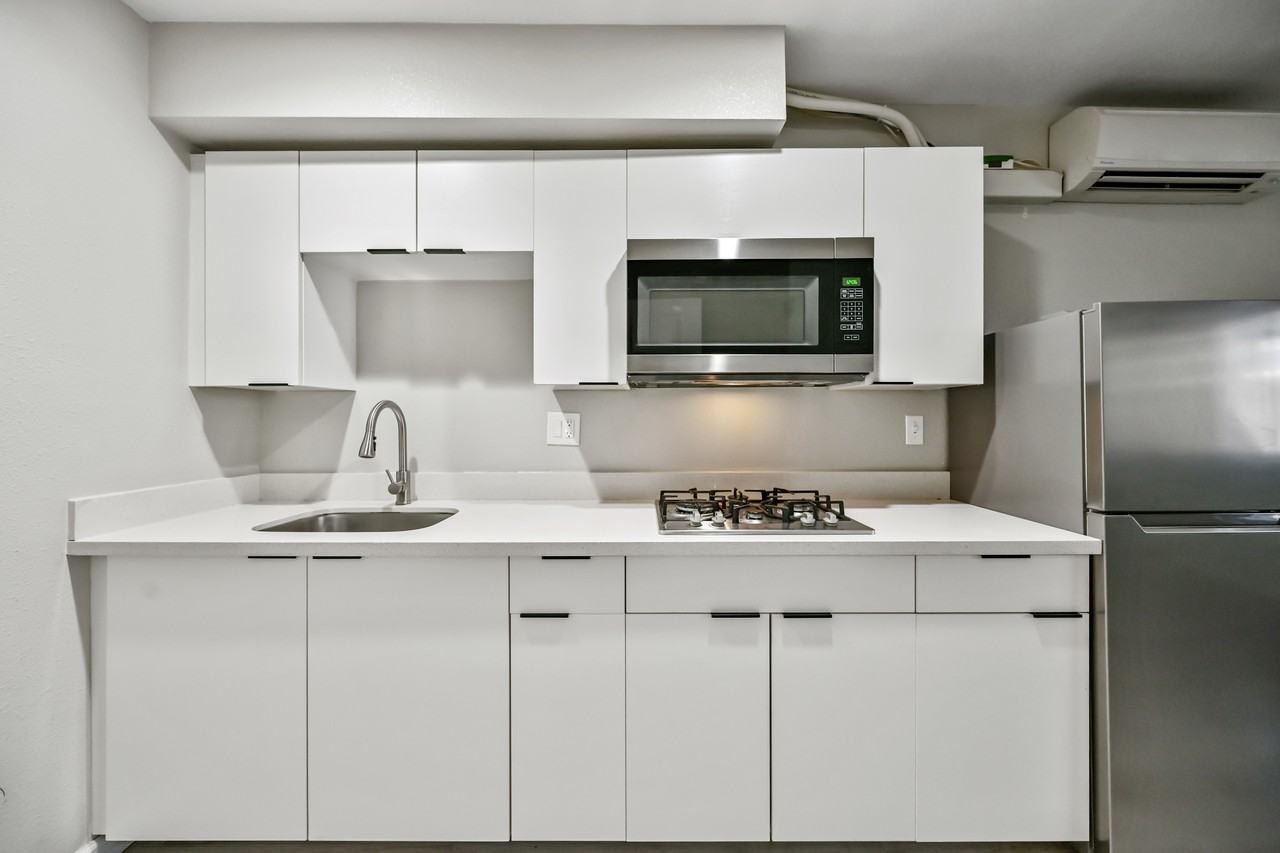 3025 North 32nd Street #21 - Photo 6 of 22