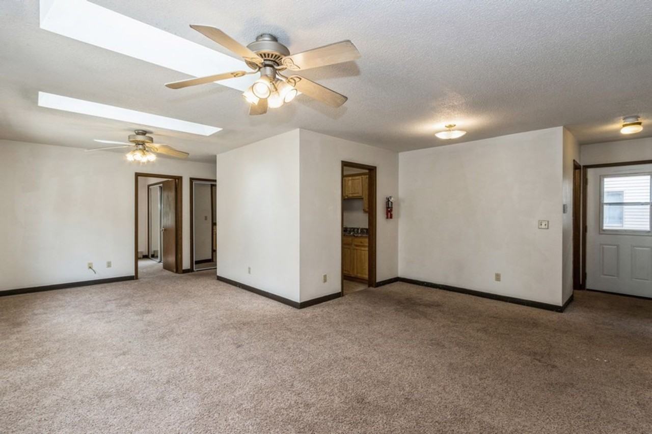 434 S. Johnson St - Photo 4 of 20