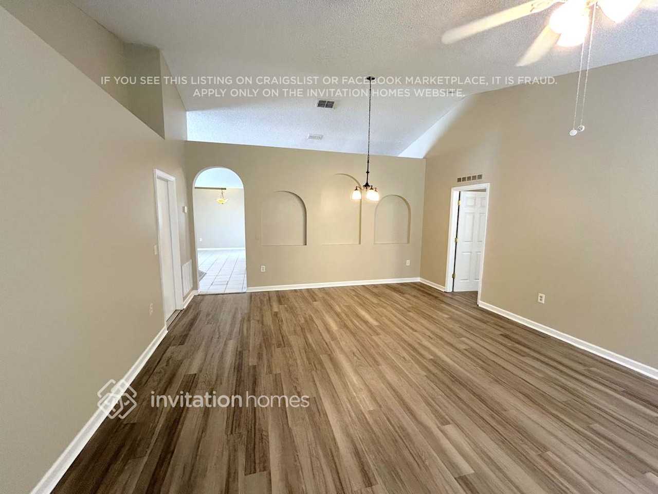 6020 Kaley Dr - Photo 3 of 17