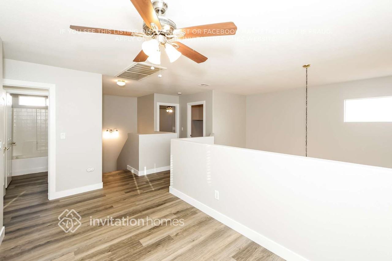 8861 Happy Stream Ave - Photo 6 of 12