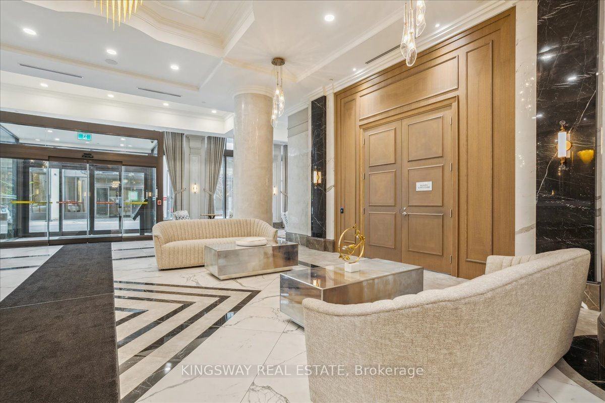 Edge Tower 2 [30 Elm Dr Mississauga] - Photo 2 of 17
