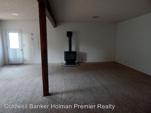 130 N Garfield St - Photo 3 of 10