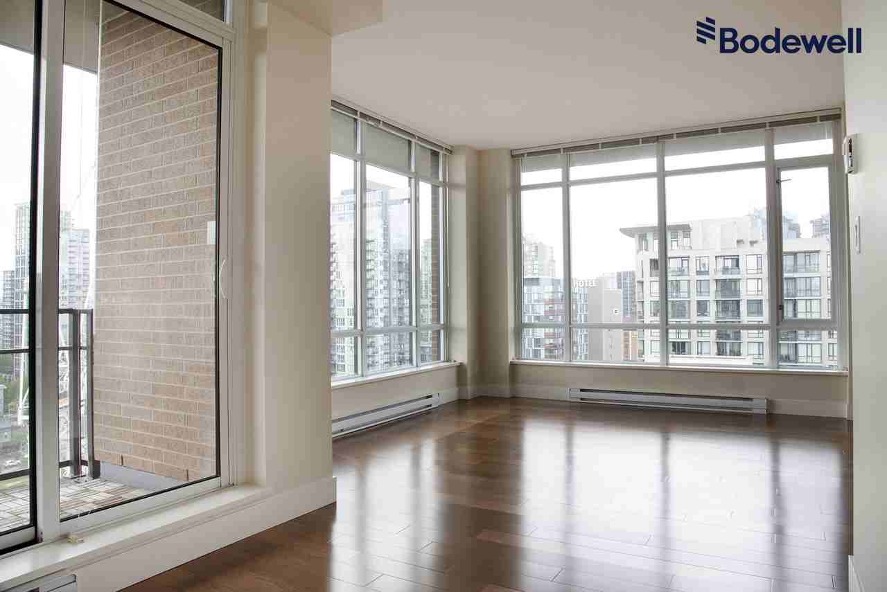 Richards Living - Photo 2 of 8