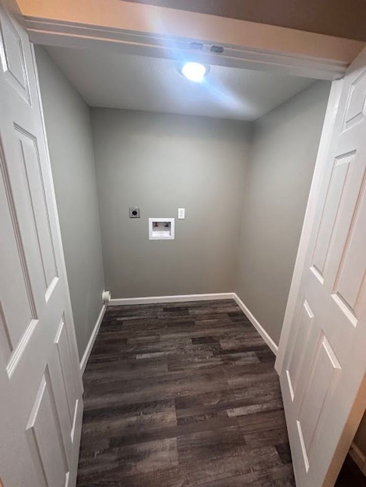 Parkside Apartments - Photo 4 of 16